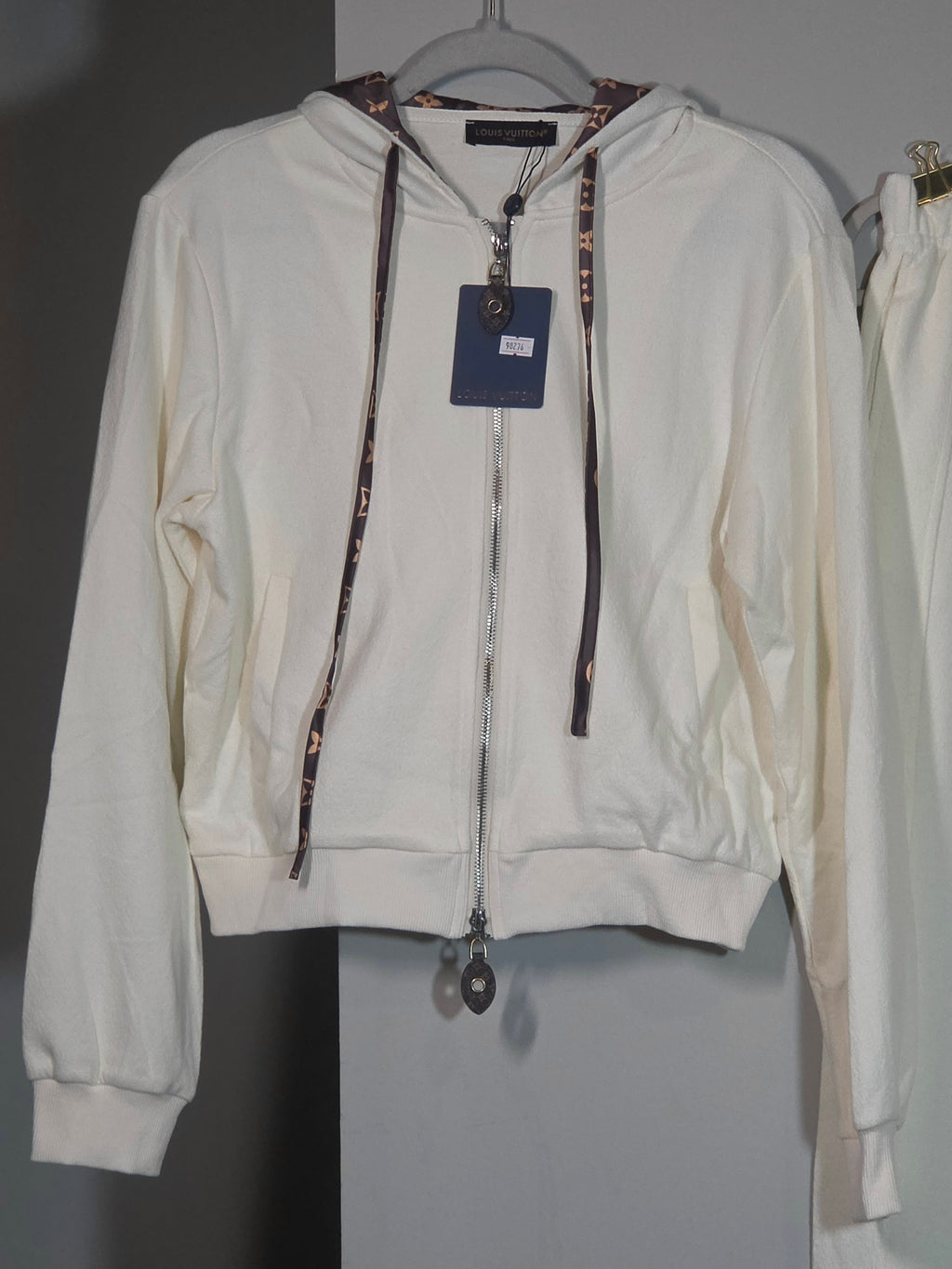 L Logo White 2 piece Lounge wear