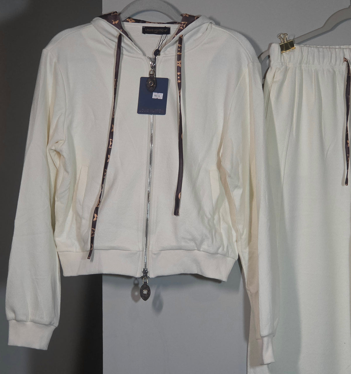 L Logo White 2 piece Lounge wear