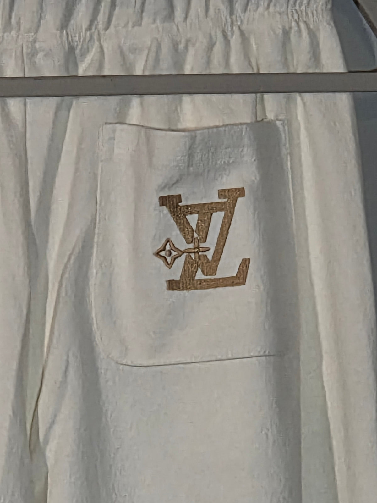 L Logo White 2 piece Lounge wear