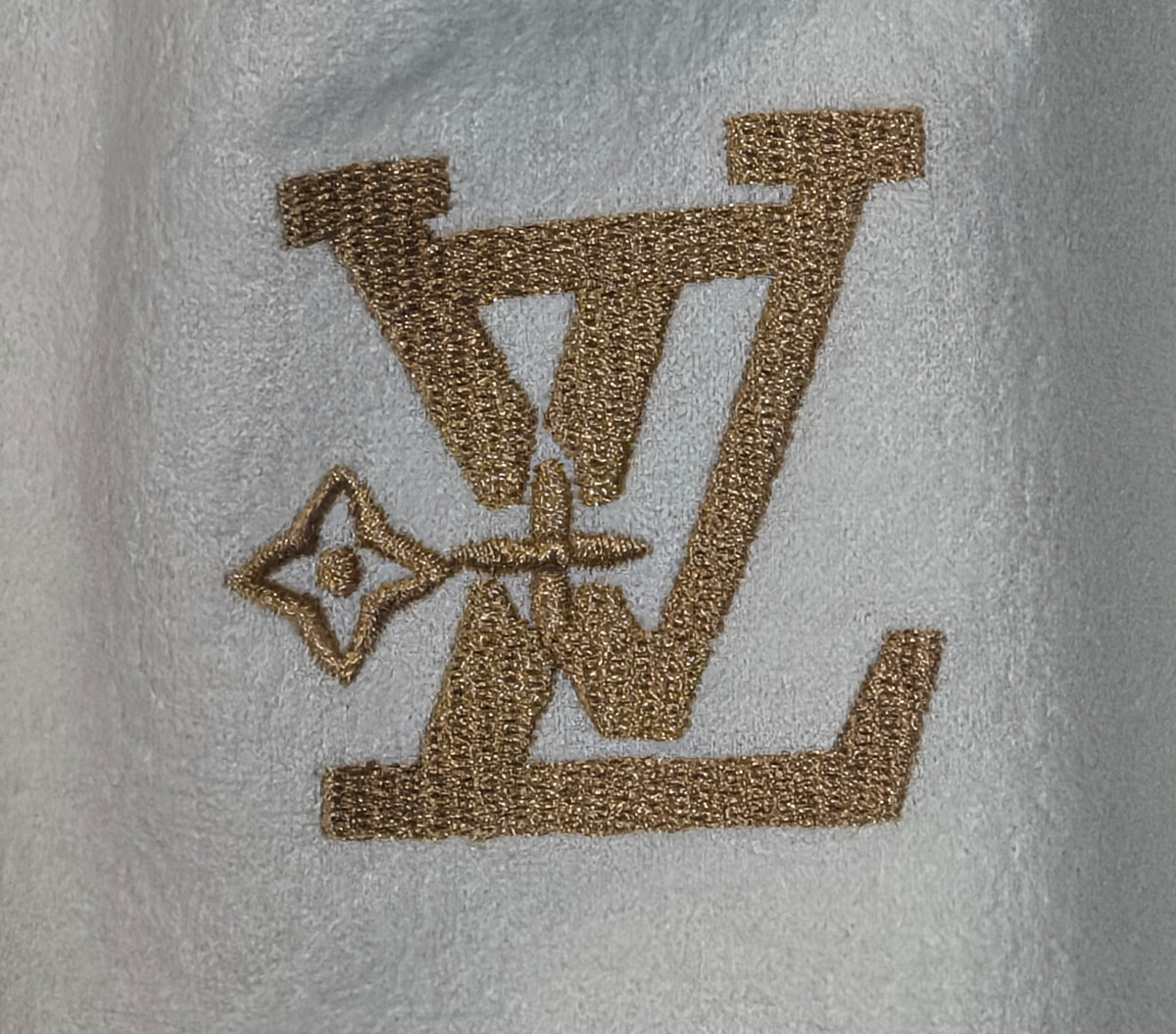 L Logo White 2 piece Lounge wear