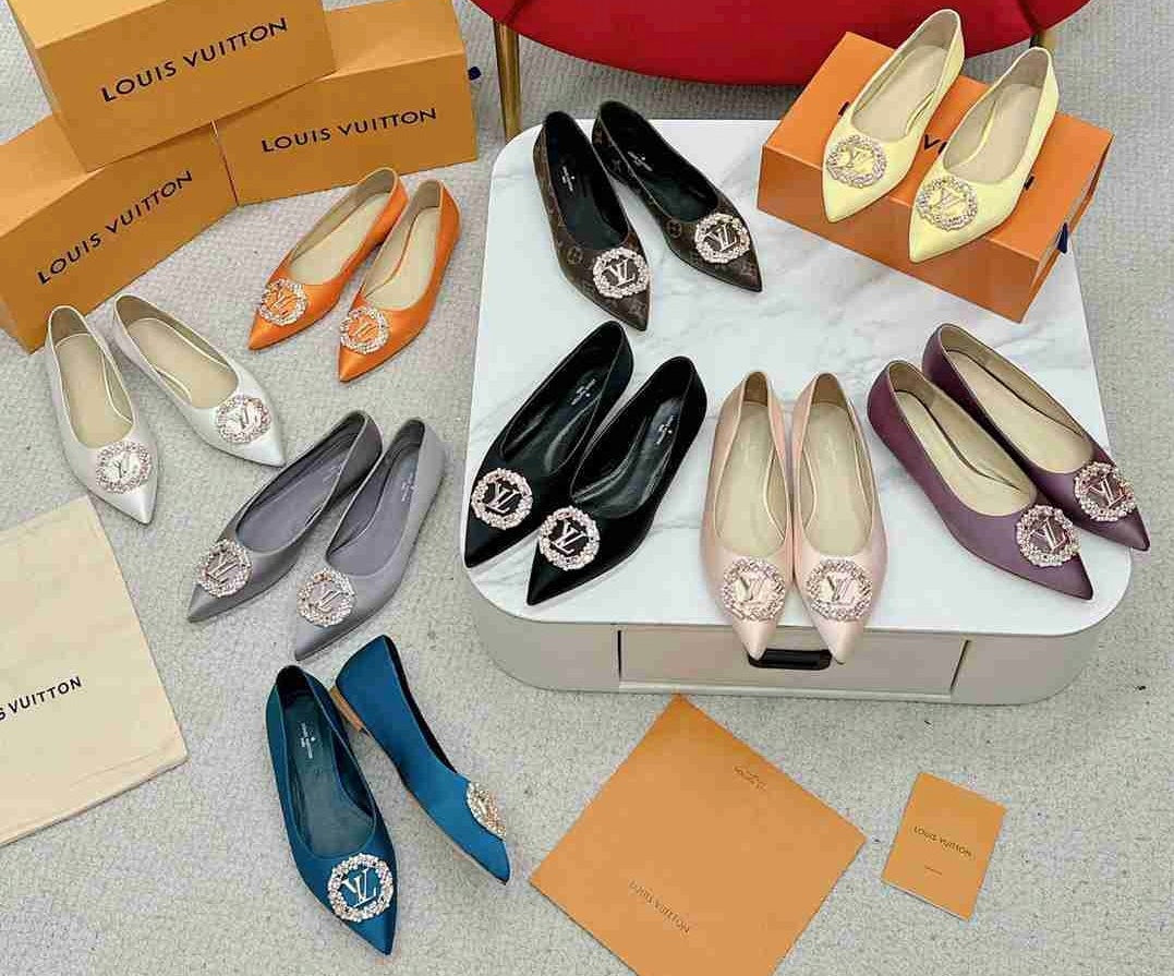 L Logo Signature Ballet Flats