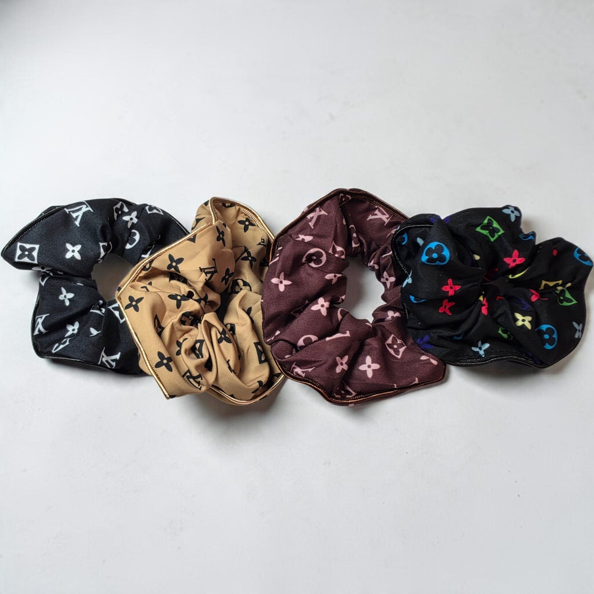 L Logo Hair Scrunchies