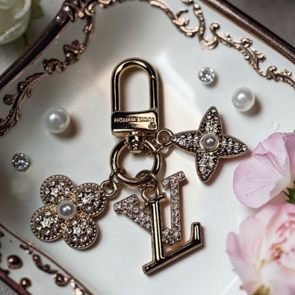 Logo Gold Charm Keychain Bag Charm Accessory