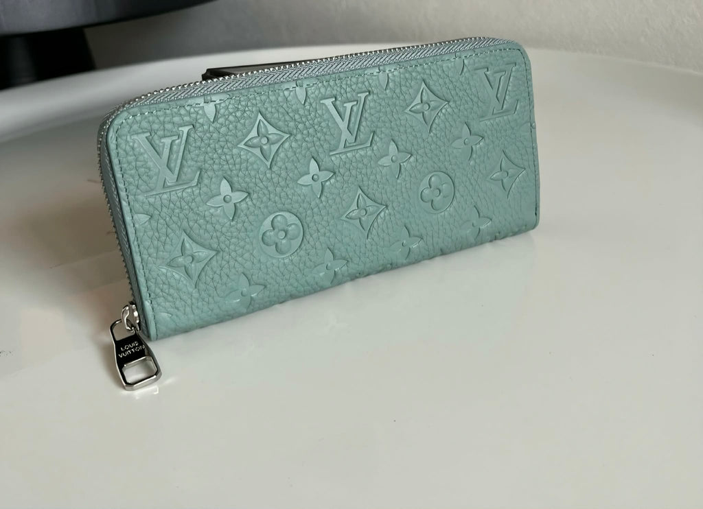 Green Long Zipper Wallet