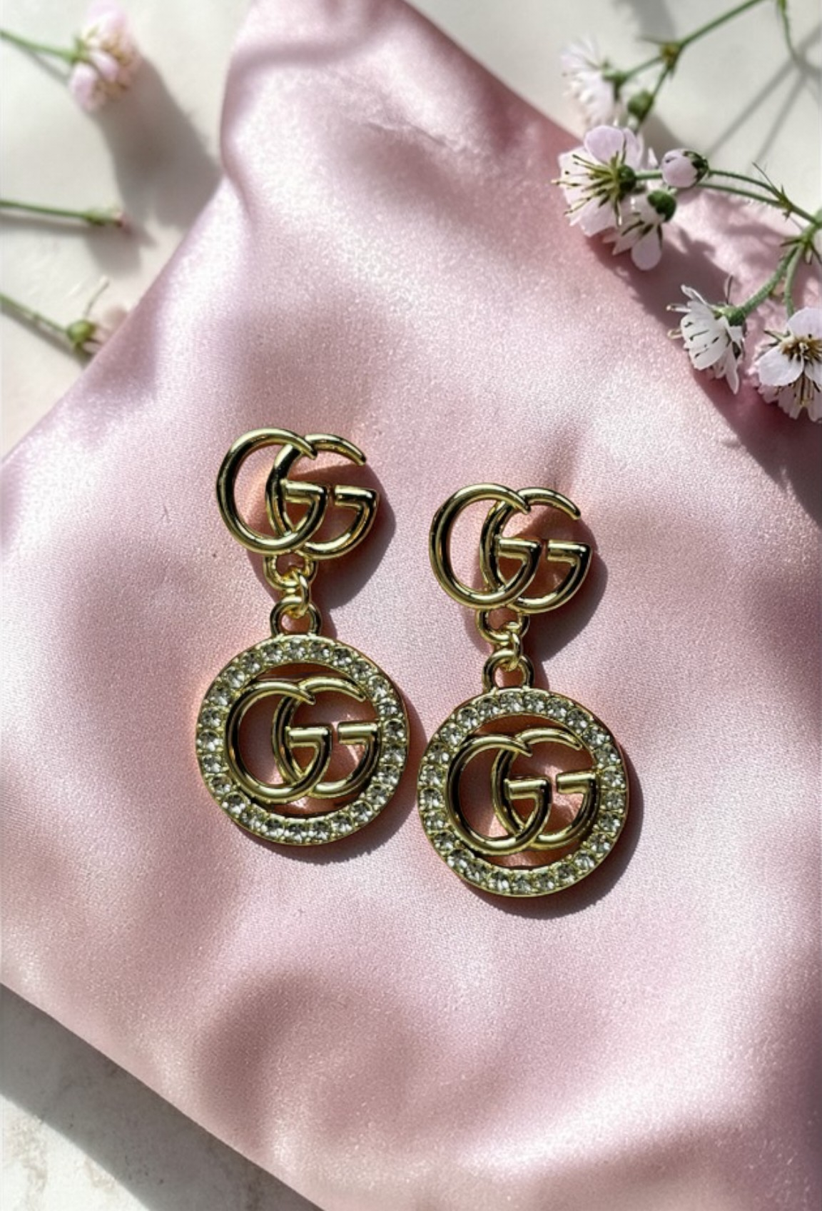 Gucci Logo charm Gold drop Earrings