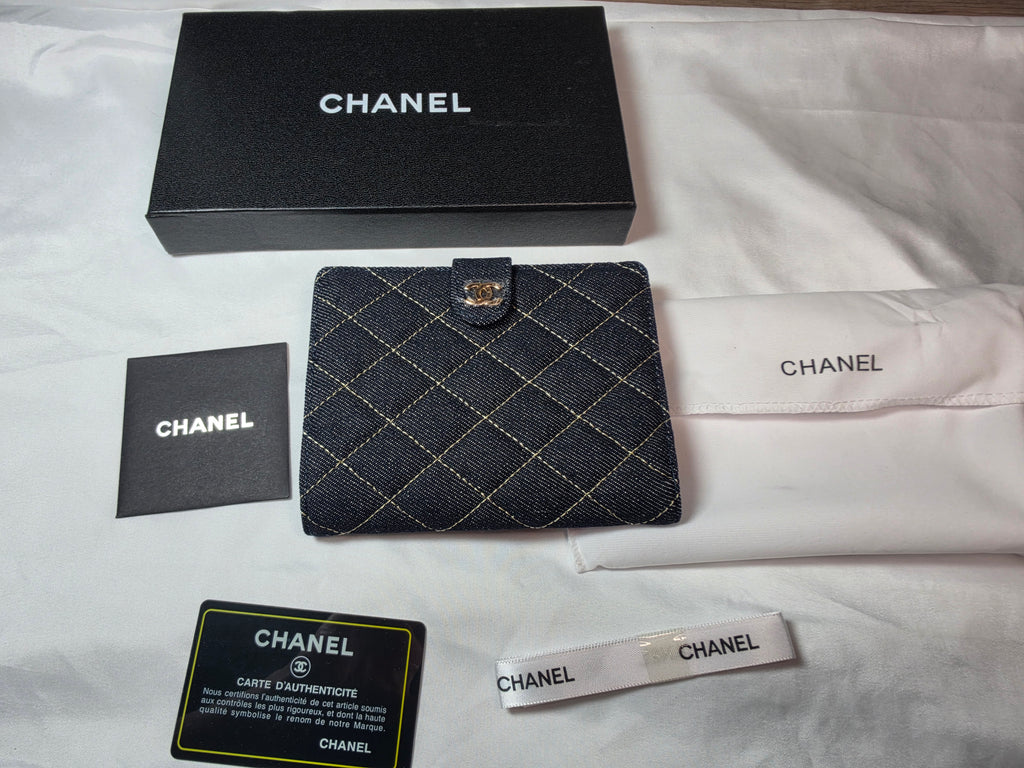 C Logo Black Large Case Wallet with Contrast Stitching