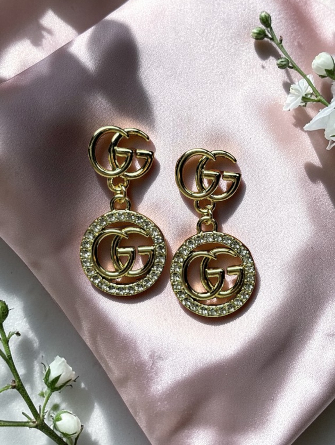 Gucci Logo charm Gold drop Earrings