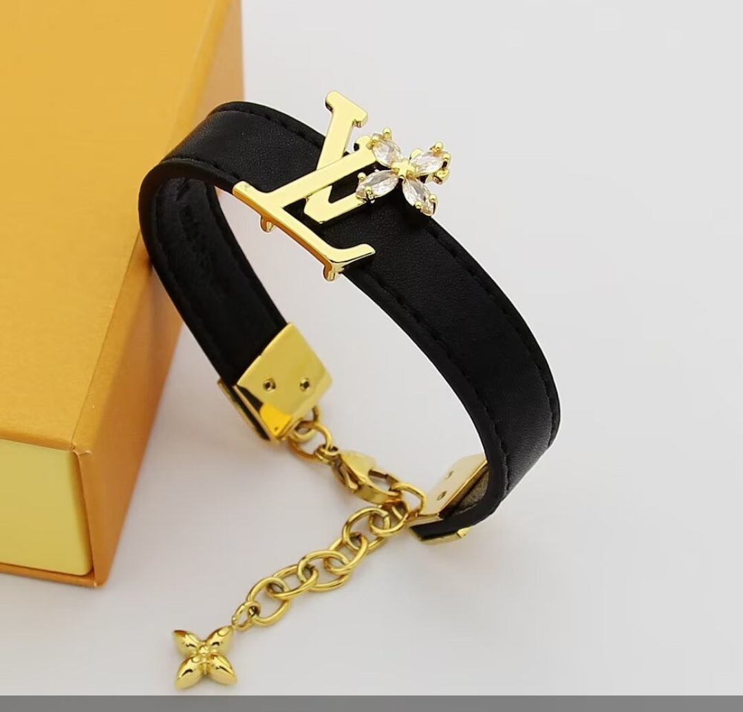 Leather, gemstones, and gold Logo bracelet