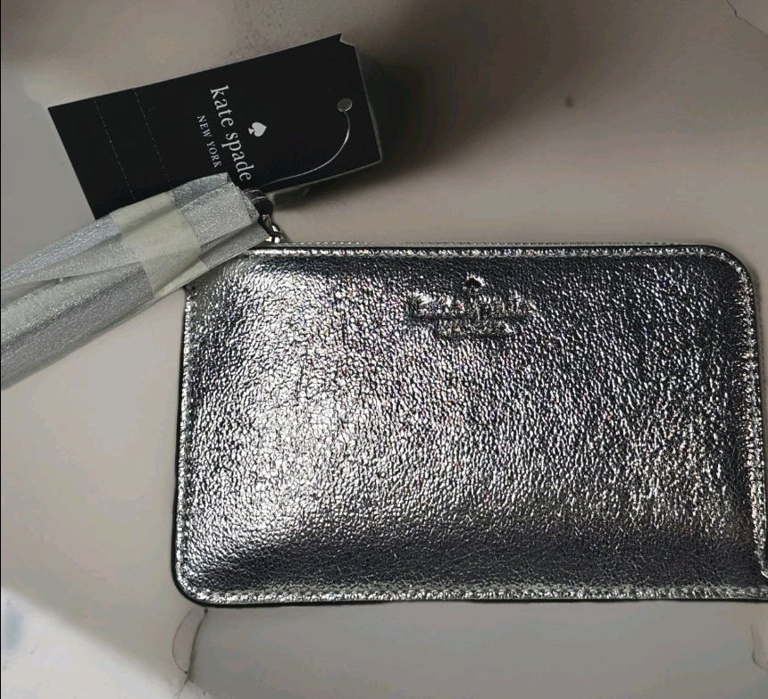 kate spade Silver Card case/ Wallet Wristlet NWT