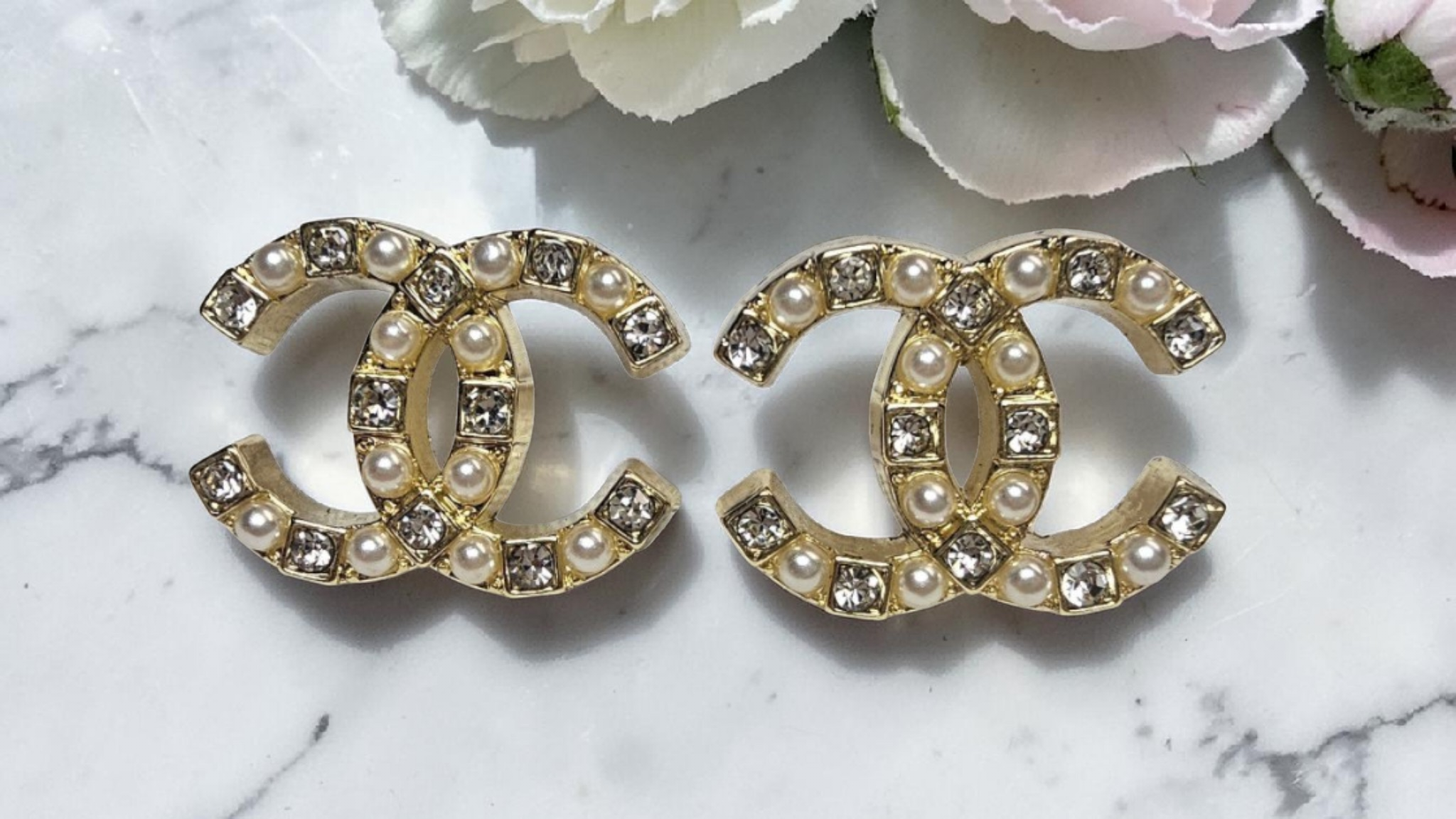 CC Logo charm Gold Pearl and Gemstone Earrings