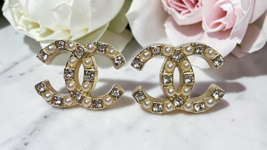 CC Logo charm Gold Pearl and Gemstone Earrings