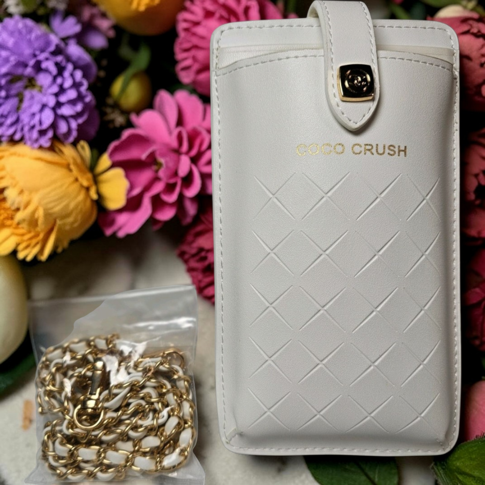 Chanel COCO CRUSH White Quilted Leather Crossbody Phone case w/ Matching chain strap