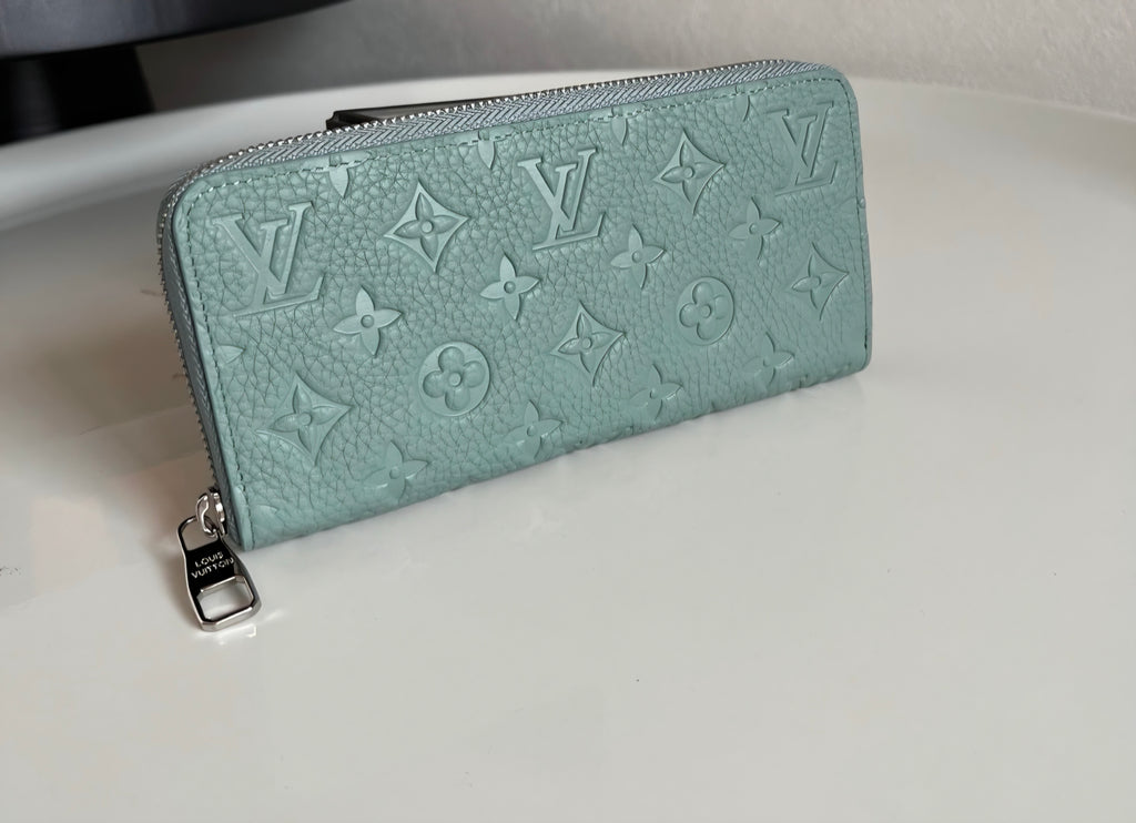 Green Long Zipper Wallet