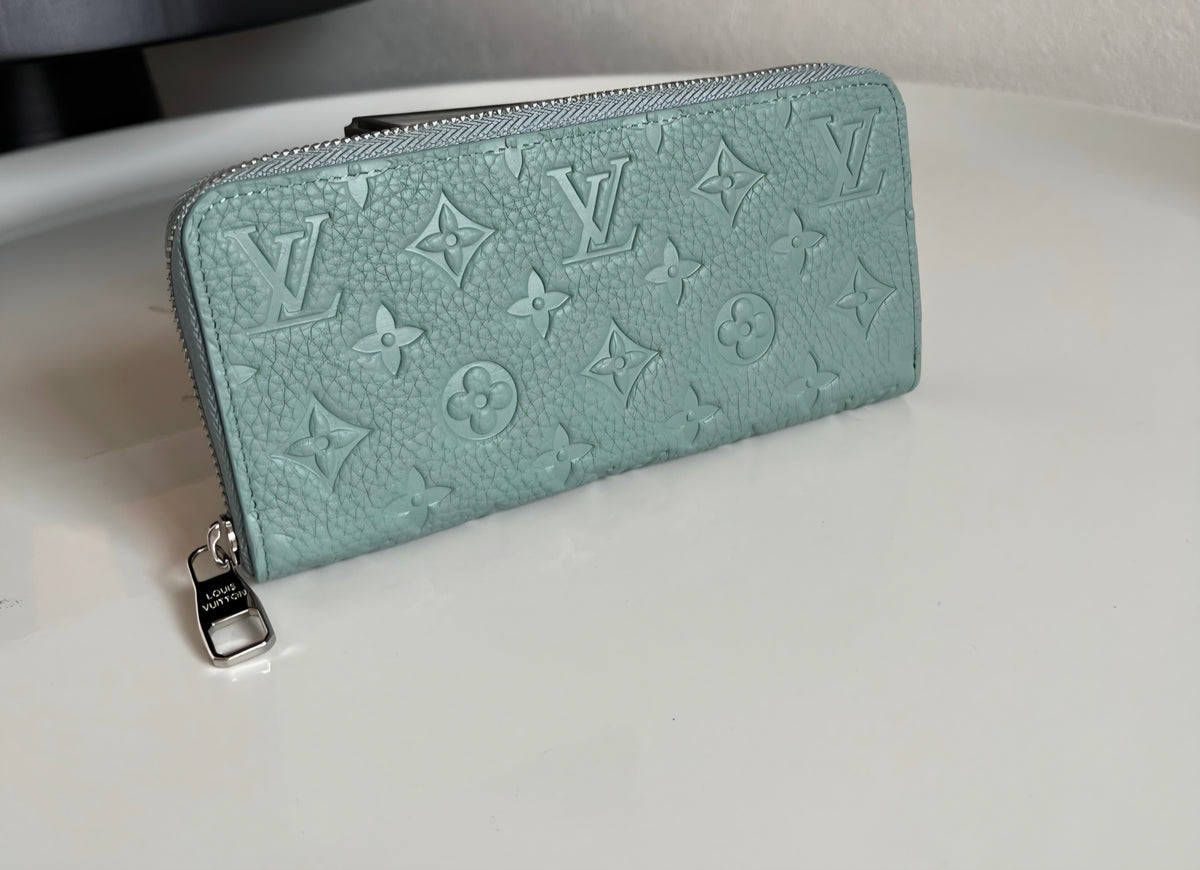 Green Long Zipper Wallet