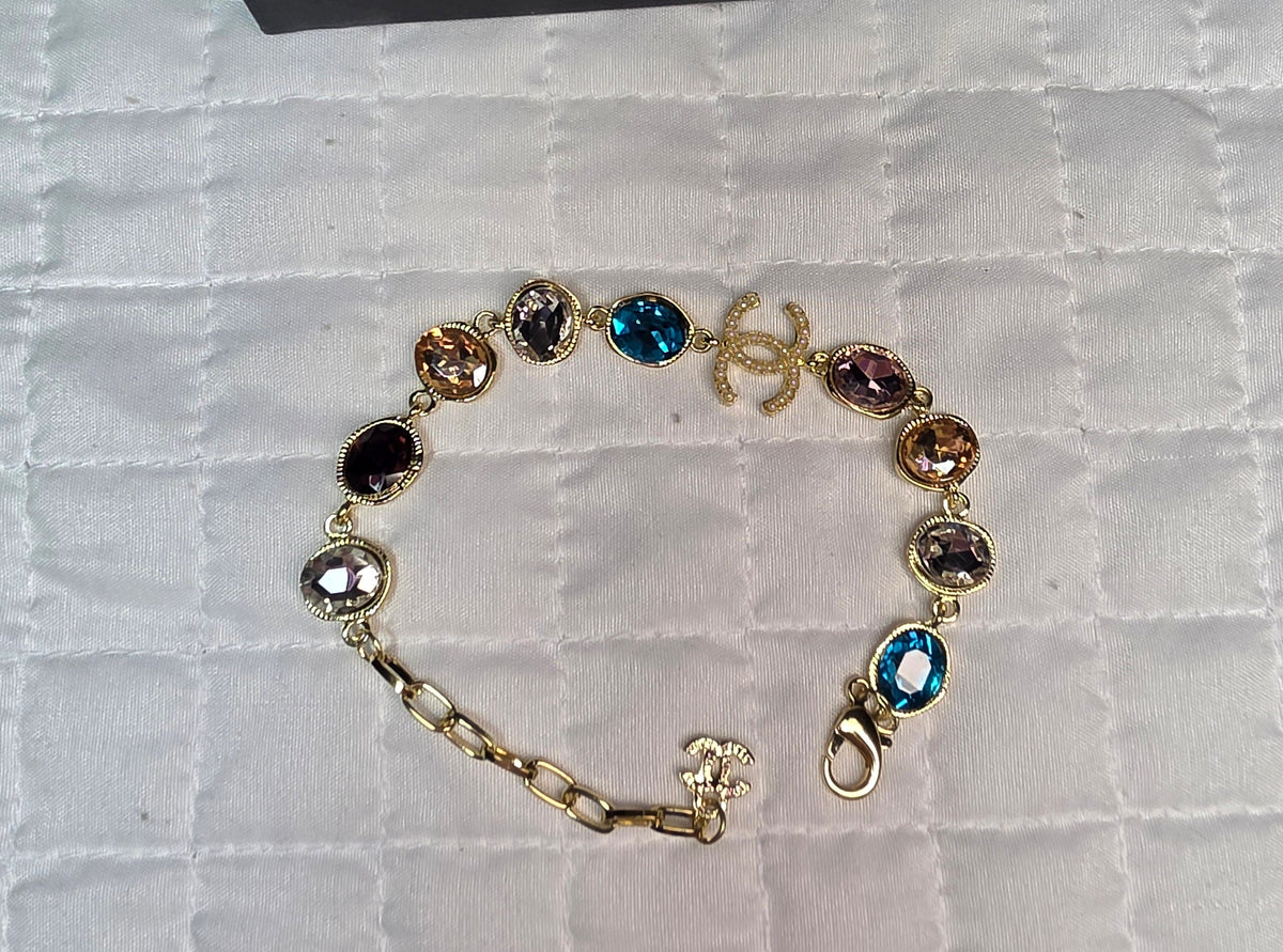 C Logo multicolor gemstone Link Bracelet