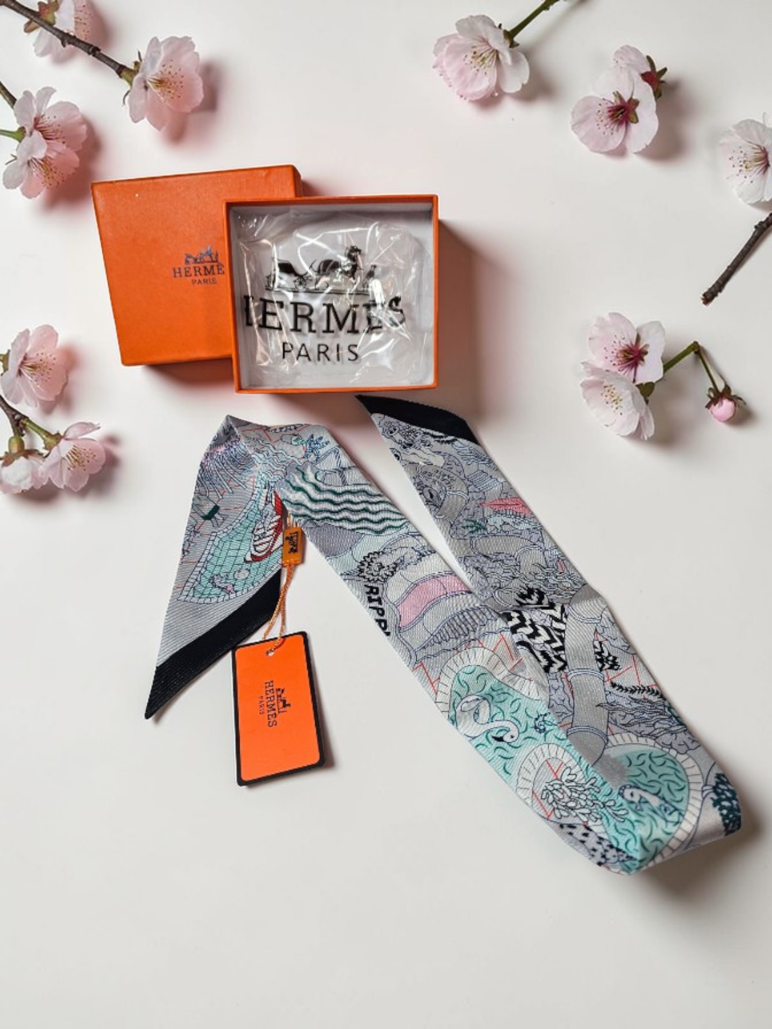 Hermès Twilly Pastel Multicolor NIB Tagged 100% Silk