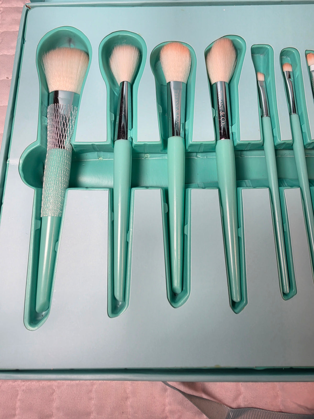 T&C Makeup Brush Gift Set New With Box