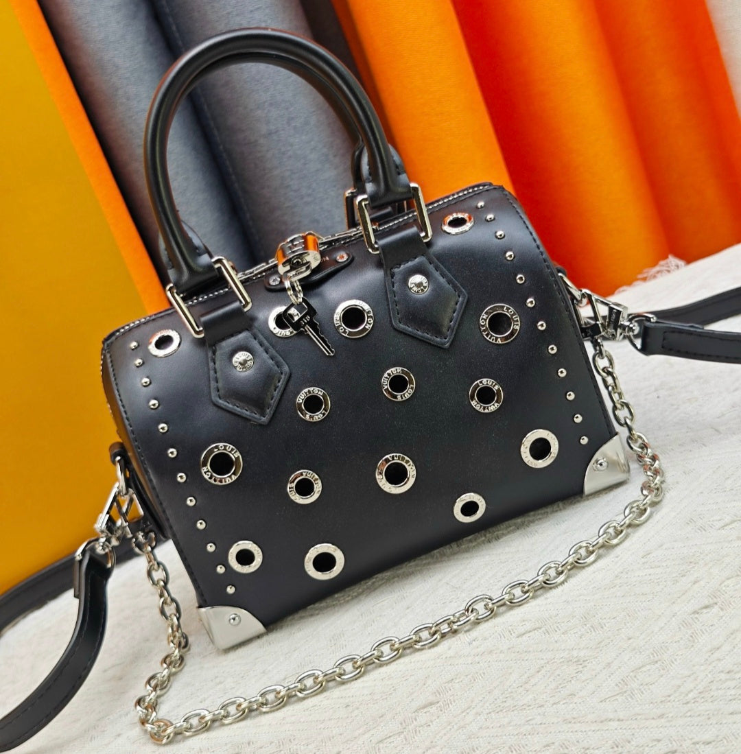L Logo Grommet Bag