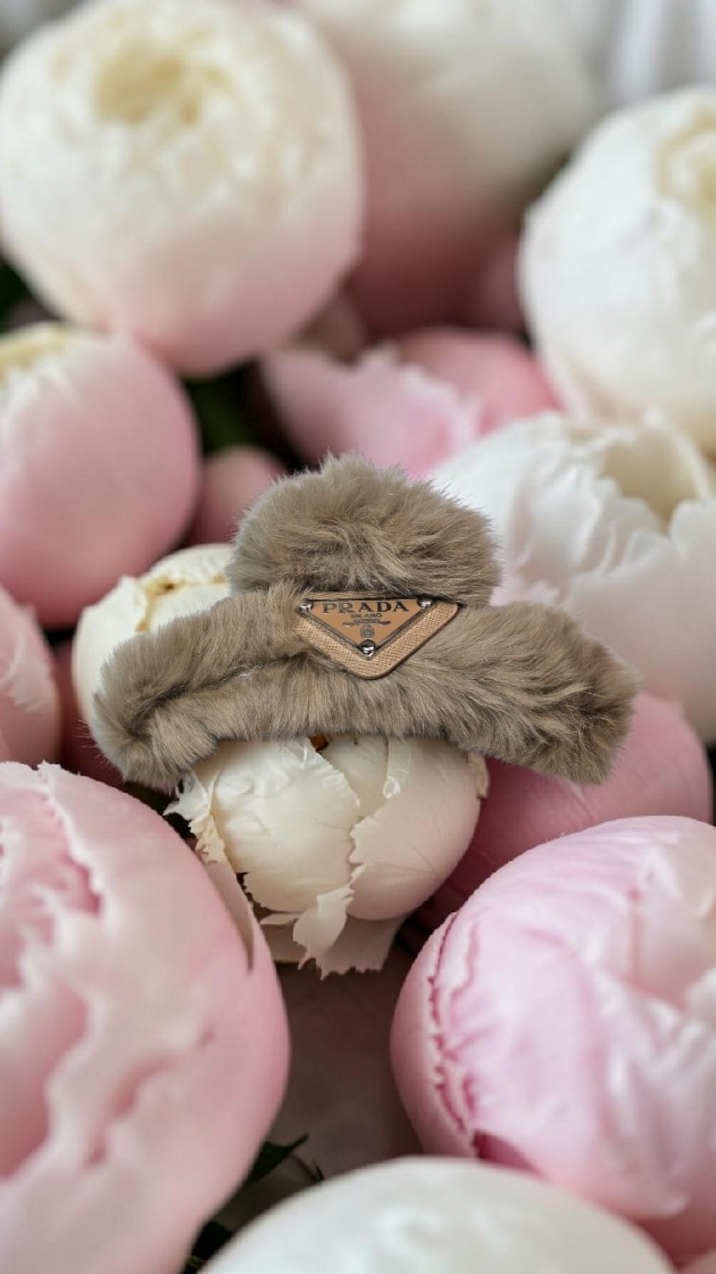 Triangle Charm Beige Fur Hair Claw Clip Spring