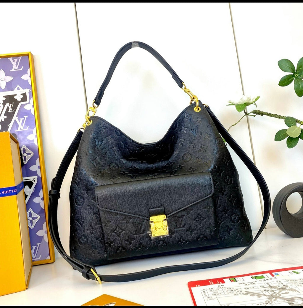 Black Monogram L Logo Slouch Bag
