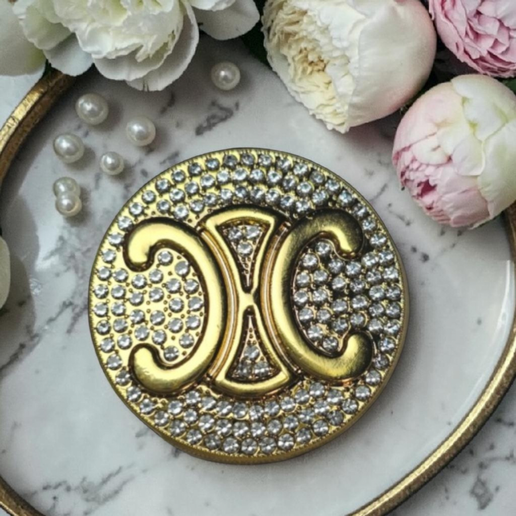 Cè Paris Brooch Gold and pavé set clear gemstones