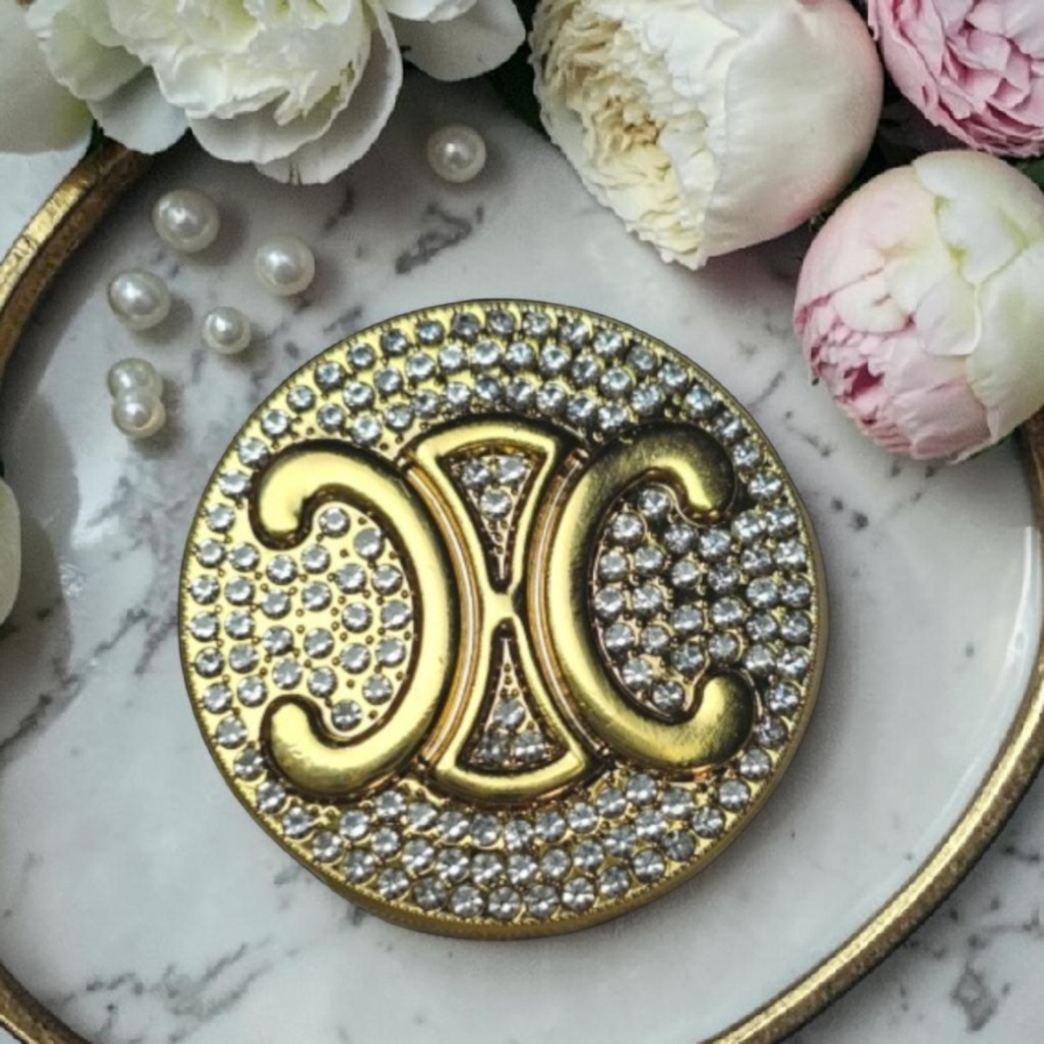 Cè Paris Brooch Gold and pavé set clear gemstones