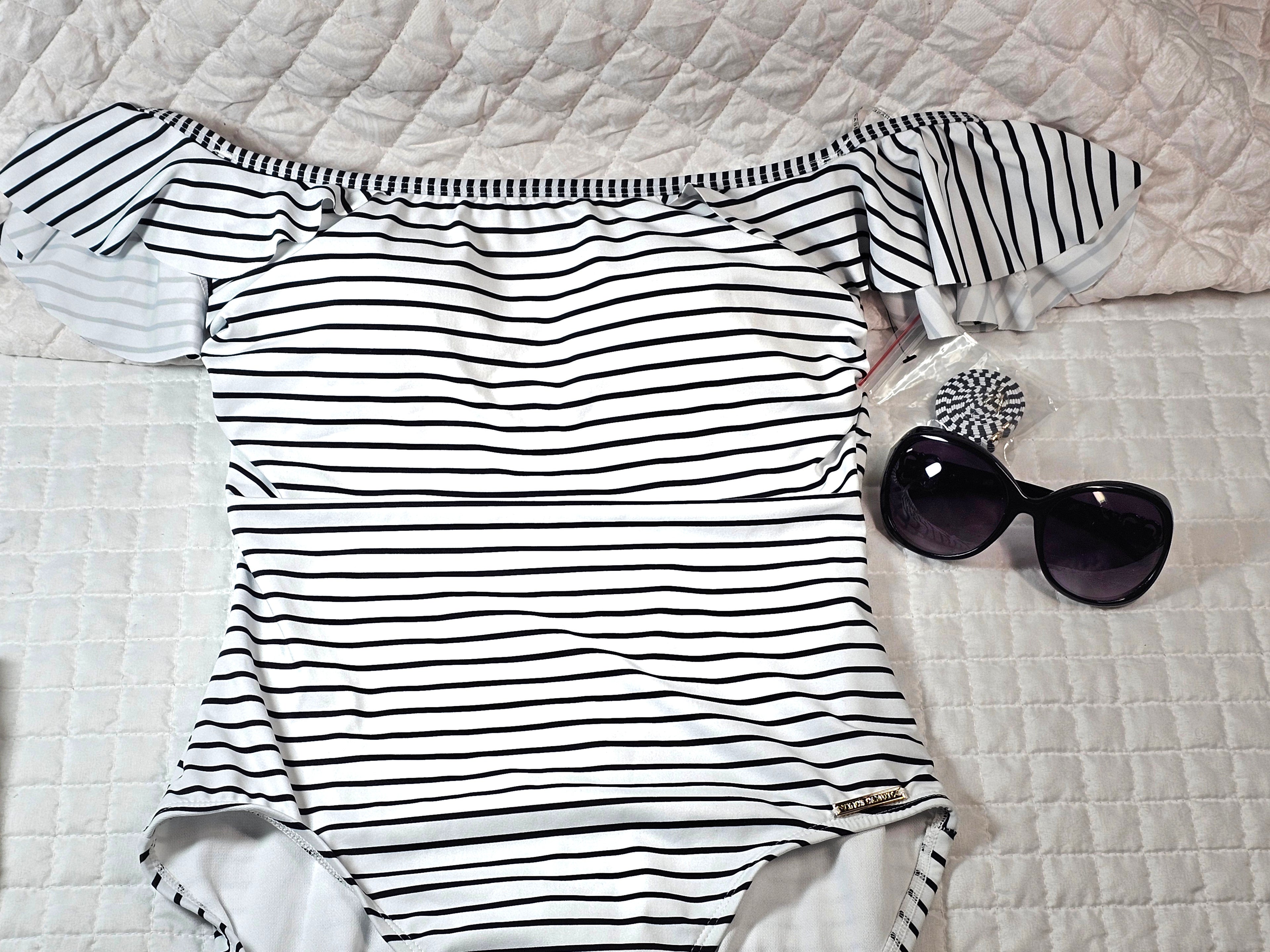 Vince Camuto Off-shoulder one piece Swimsuit NEW Size 10