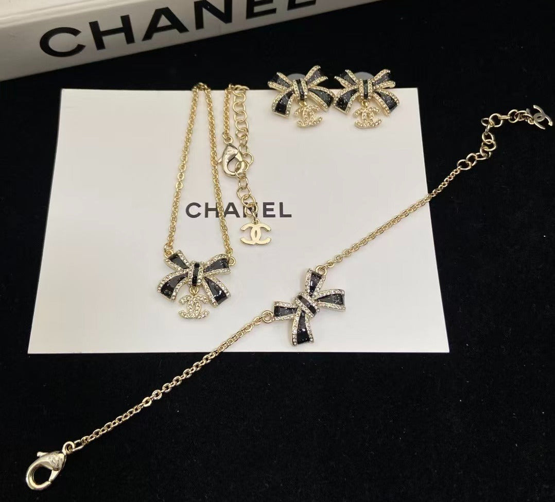 C Logo 3 pc Black Bow Jewelry Set
