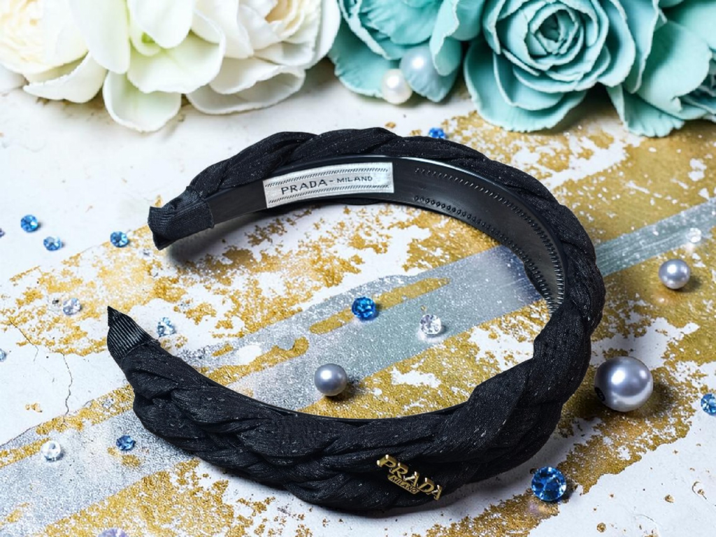 Luxury Logo charm Black Braided Headband Tagged New Summer