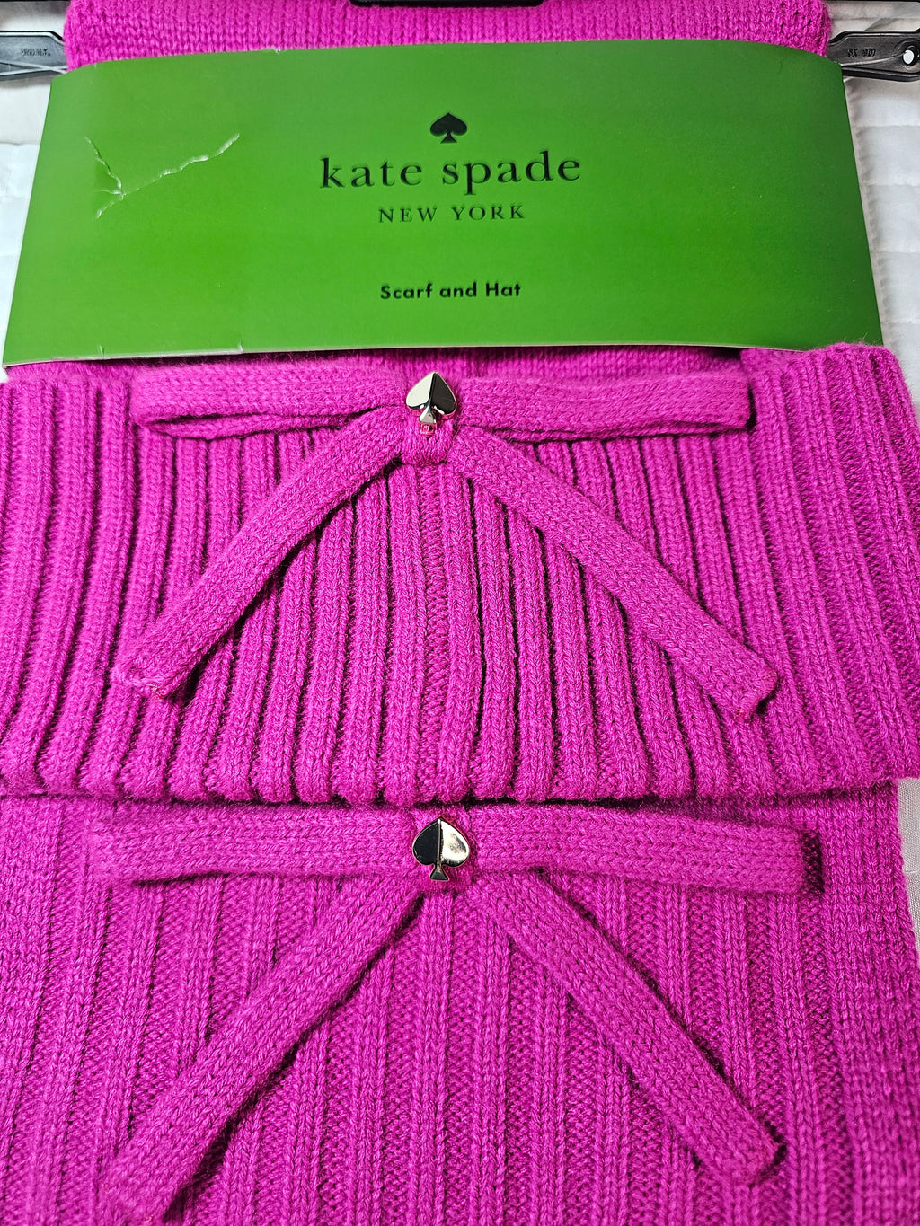 Kate Spade Hot Pink Bow Knit Hat & Scarf Set — New With Original Tags