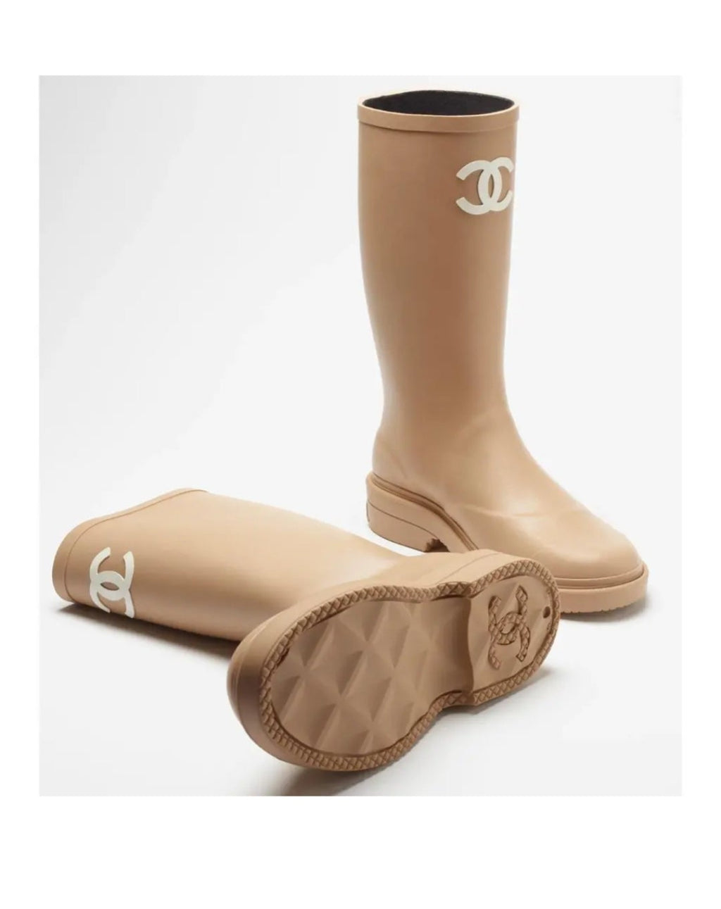 Beige/Tan w White logo Rain boots 👢 NEW US size 9/ EU 40