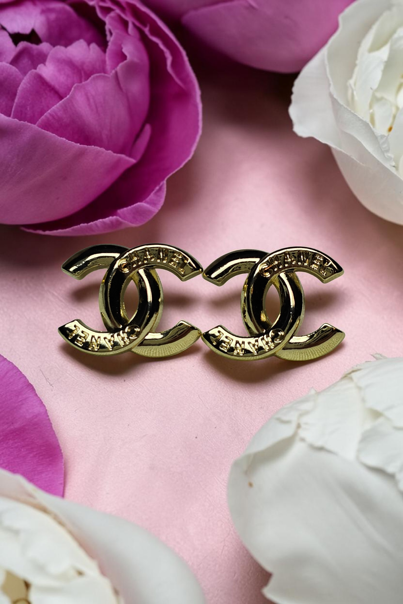 Logo charm gold pierced stud earrings