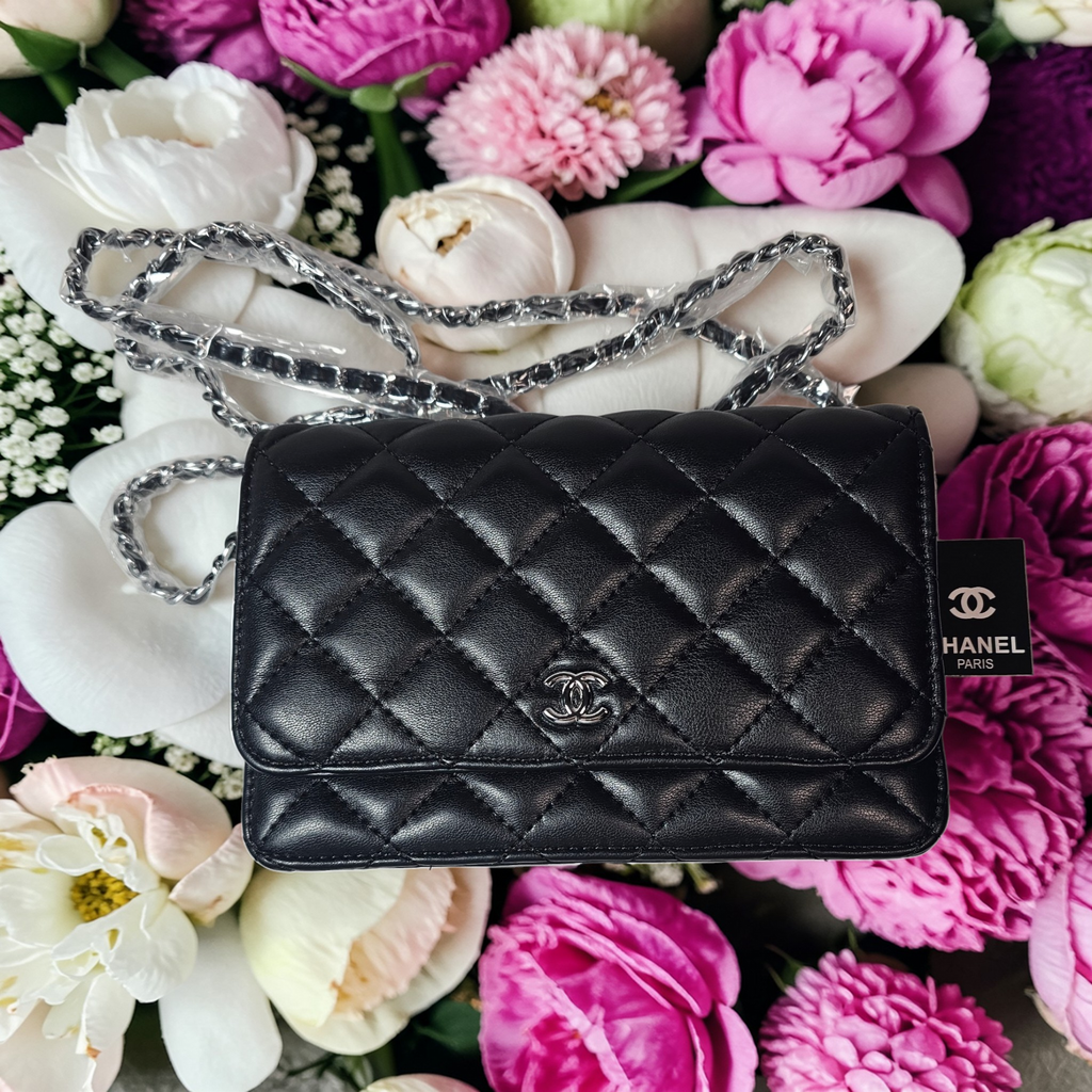 Boutique CC Black Single Flap Leather Crossbody w/ Silver hardware NWT