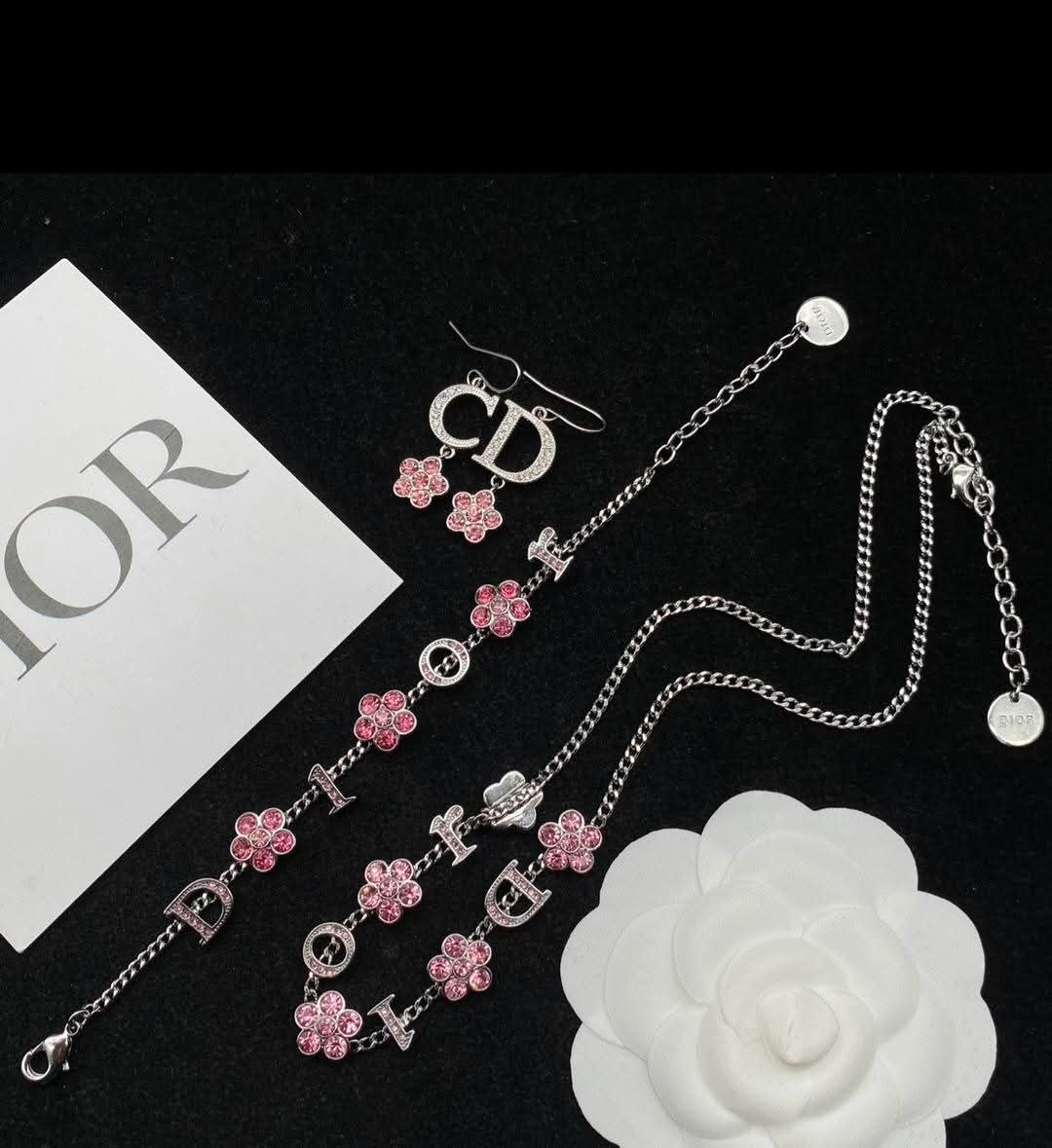 CD Logo Jewelry Set