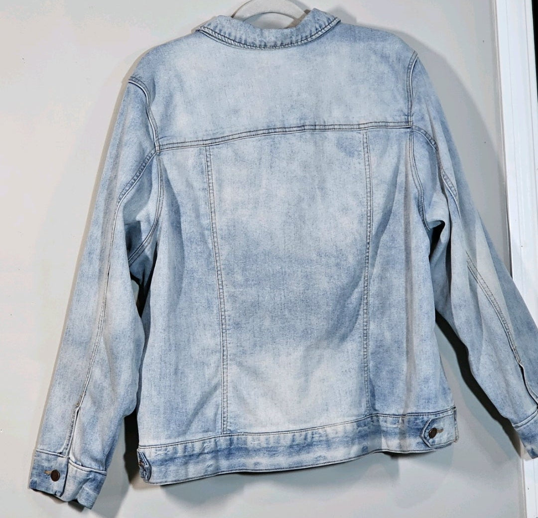 Market and Spruce Light Blue Denim Jacket Like New