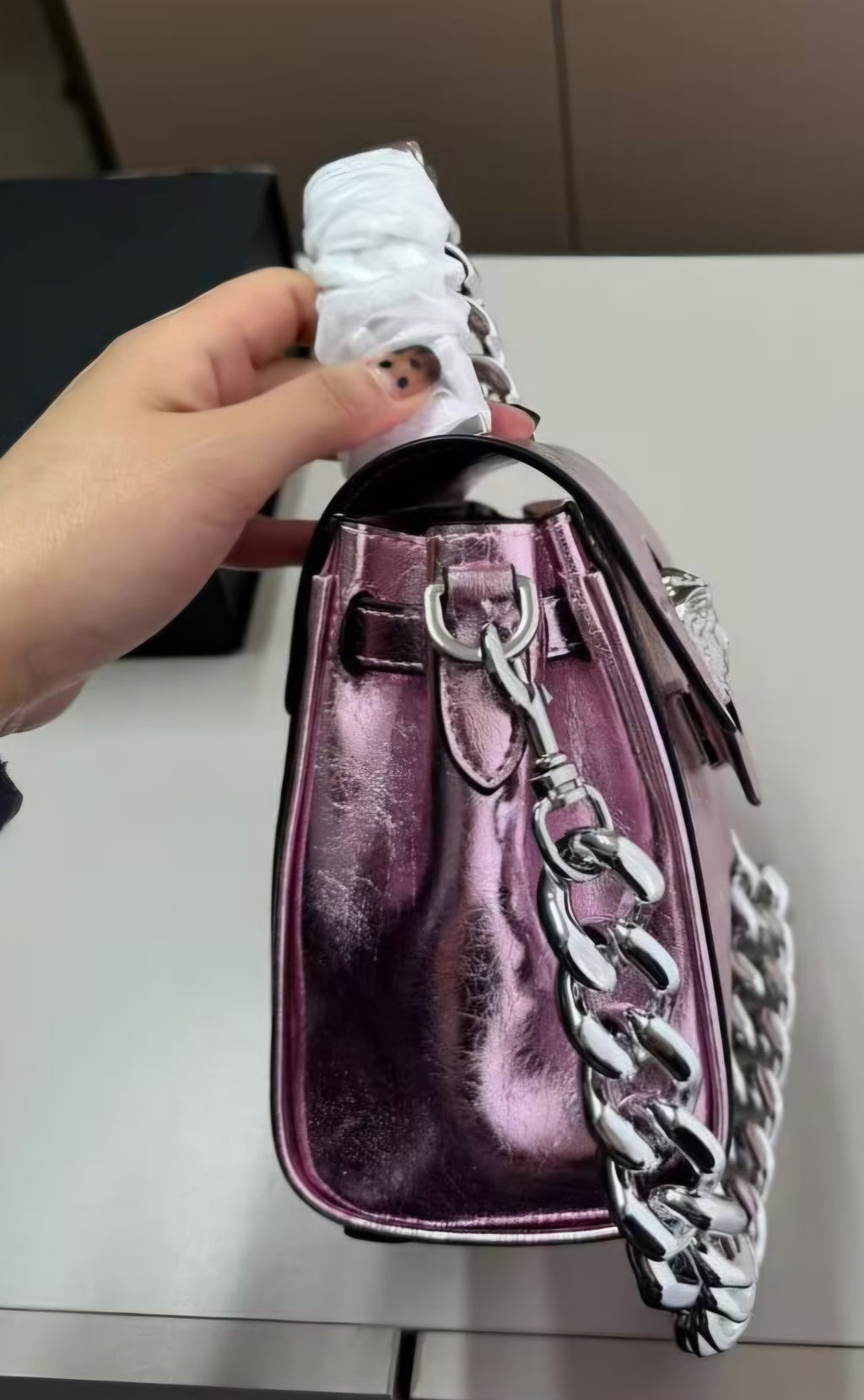 Verse Pink Elegant Medusa Logo Evening Bag