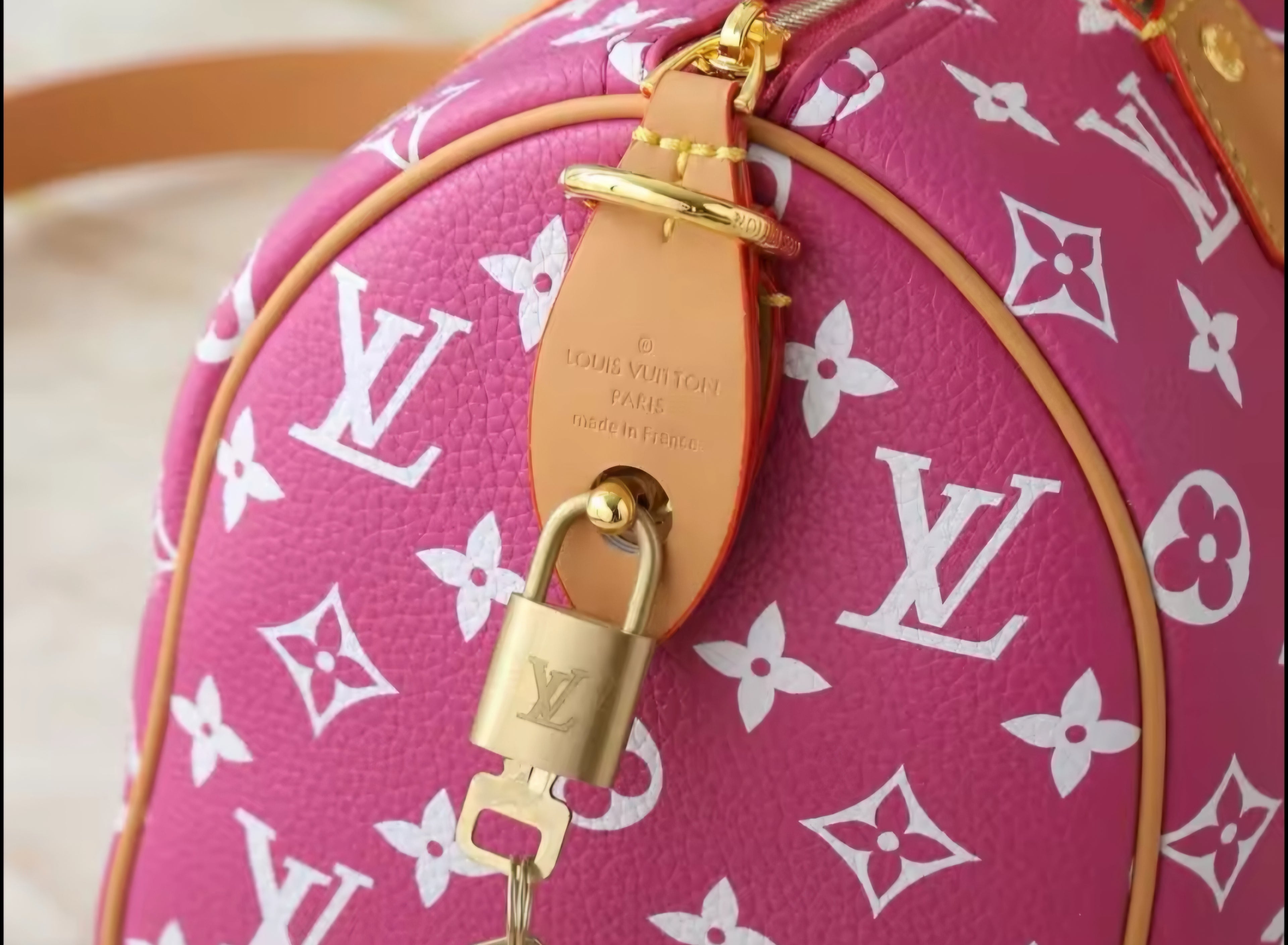 Pink Monogram Logo Bag Size SP 25 NEW