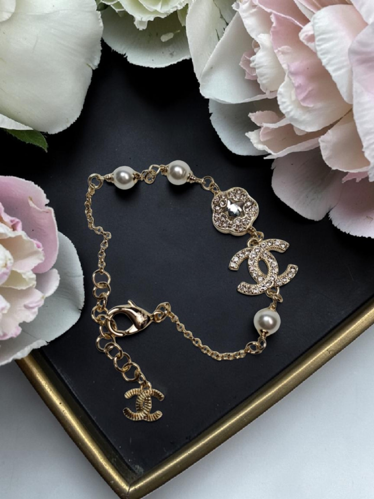 CC Logo Charms Golden Statement bracelet