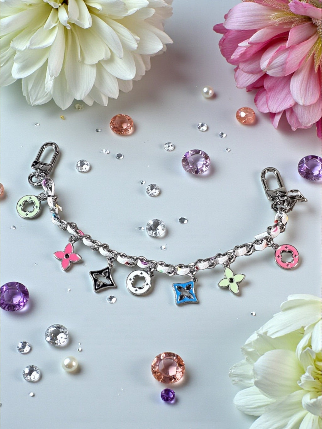 NEW Summer 2026 LV x Murakami Logo Bag Chain