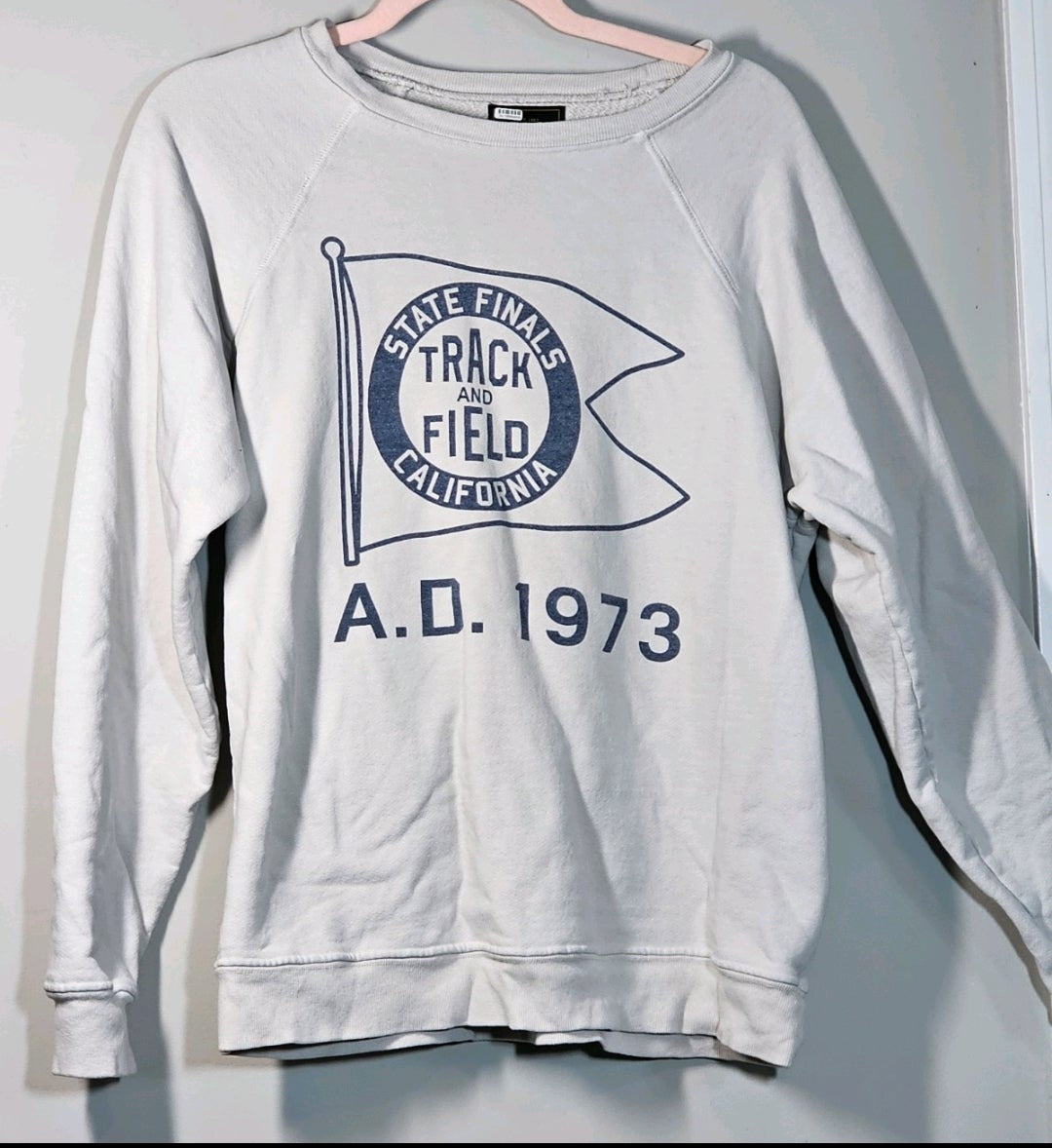 Retro Brand sweatshirt Size US Small