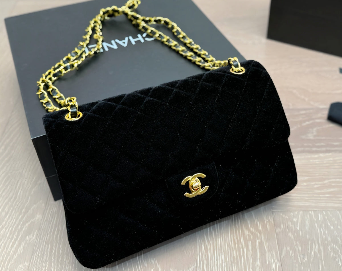 C Logo Velvet Single Flap Bag/ Crossbody