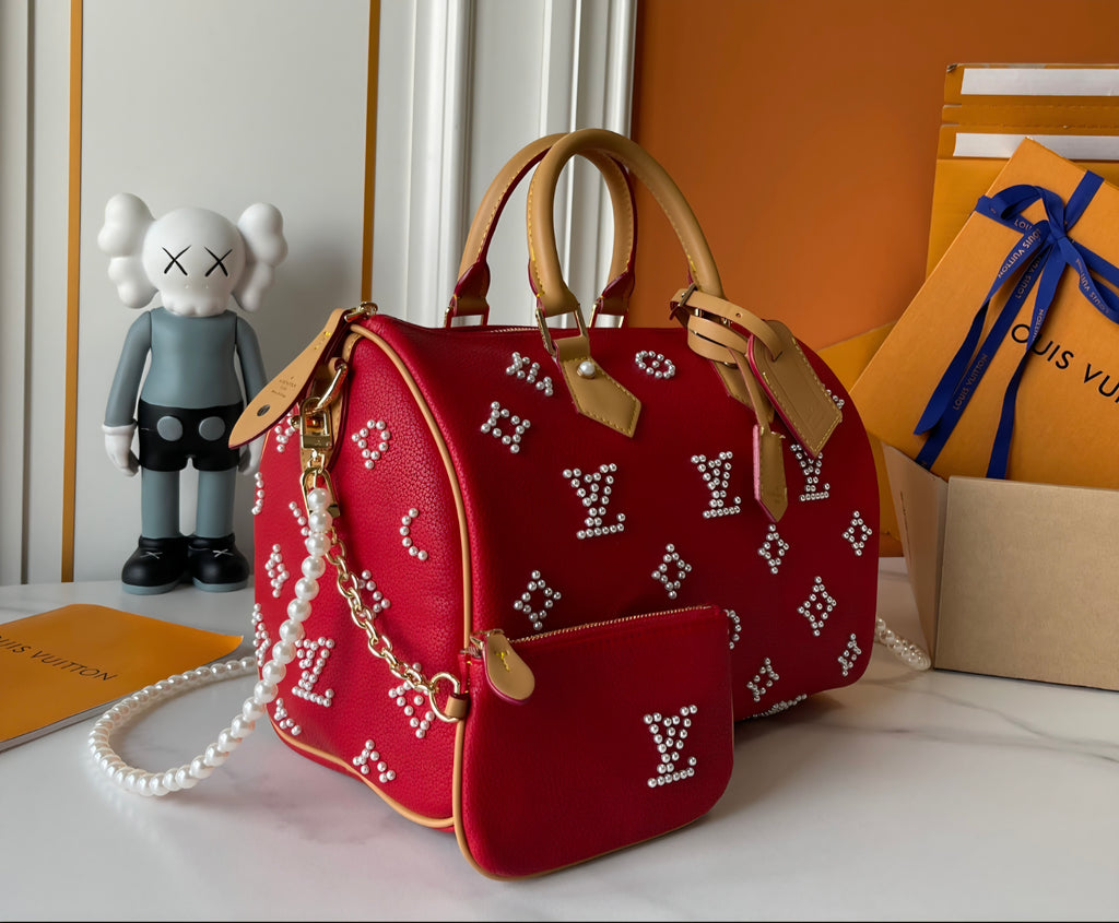 L Logo Pearls Bag