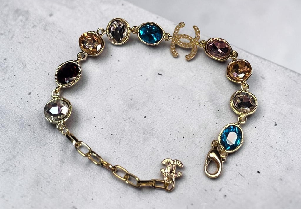 C Logo multicolor gemstone Link Bracelet