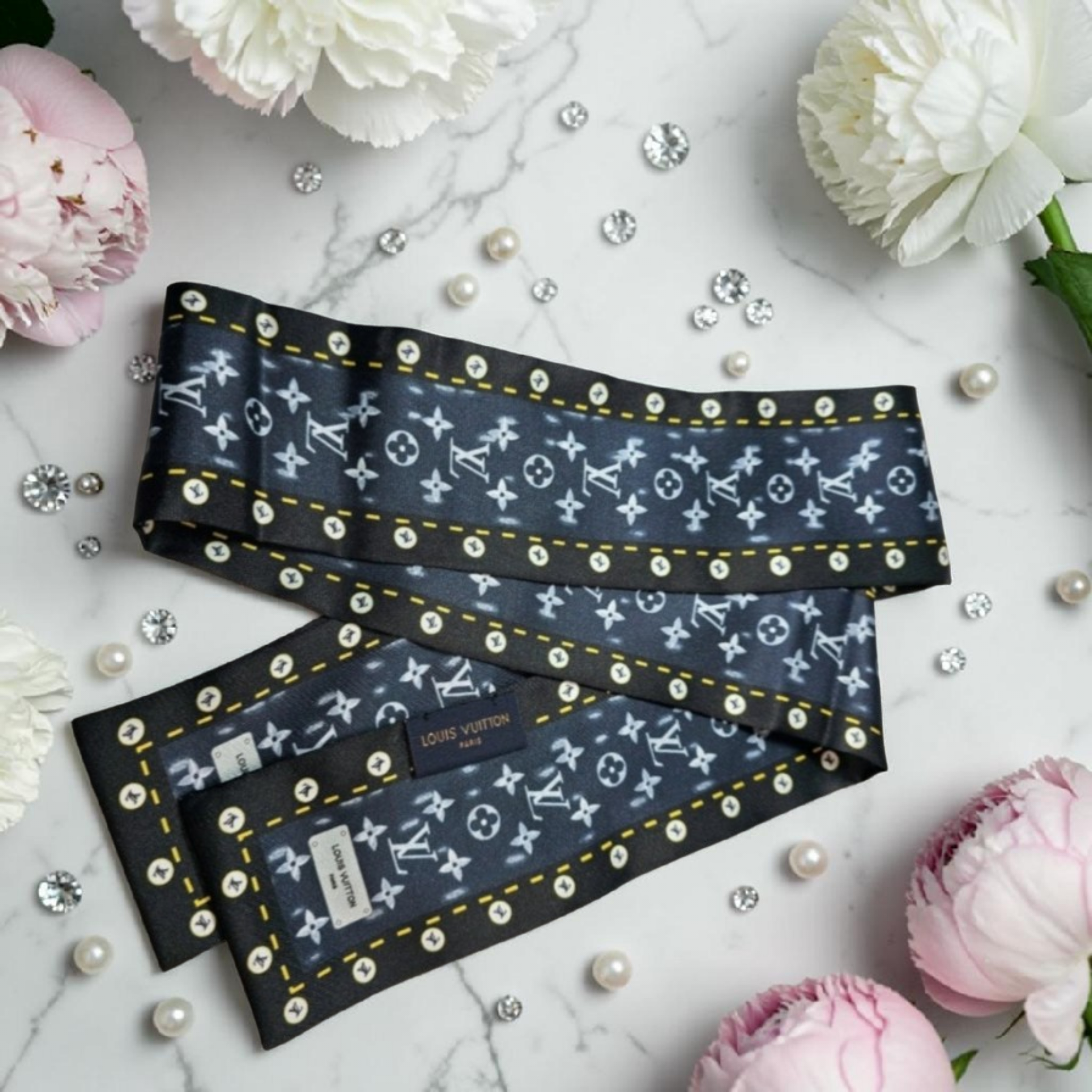 Louis Logo bag scarf / Hair Accessory Tagged 100% Silk Spring