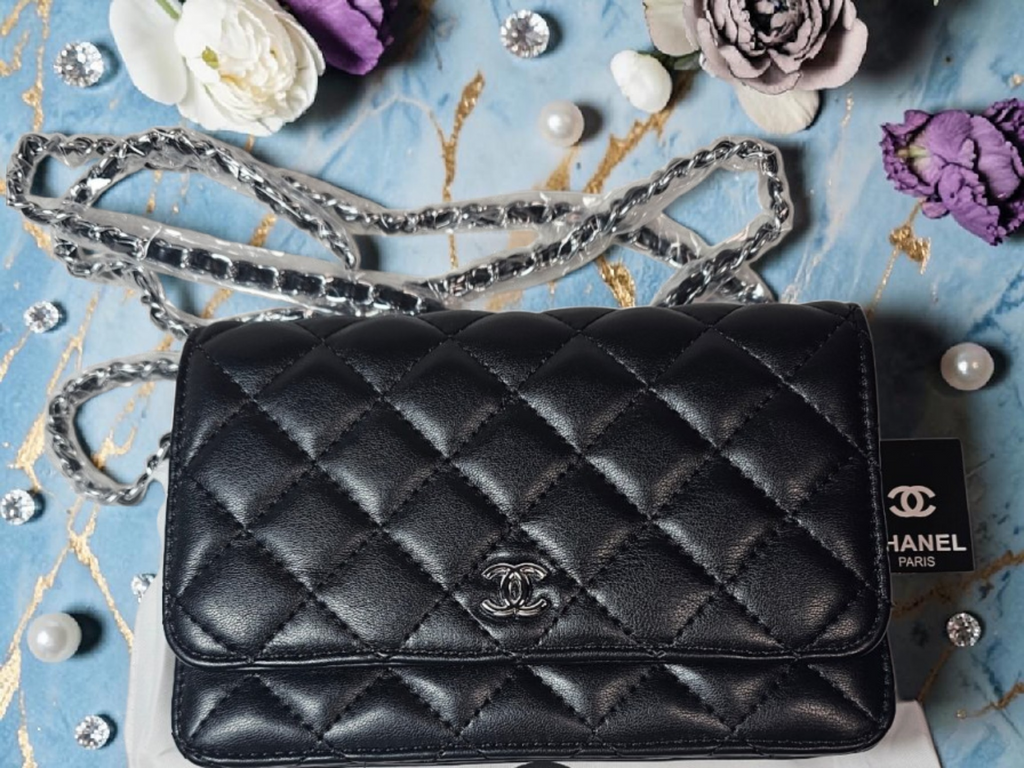 CC logo Black Single Flap Leather Crossbody w/ Silver hardware NWT