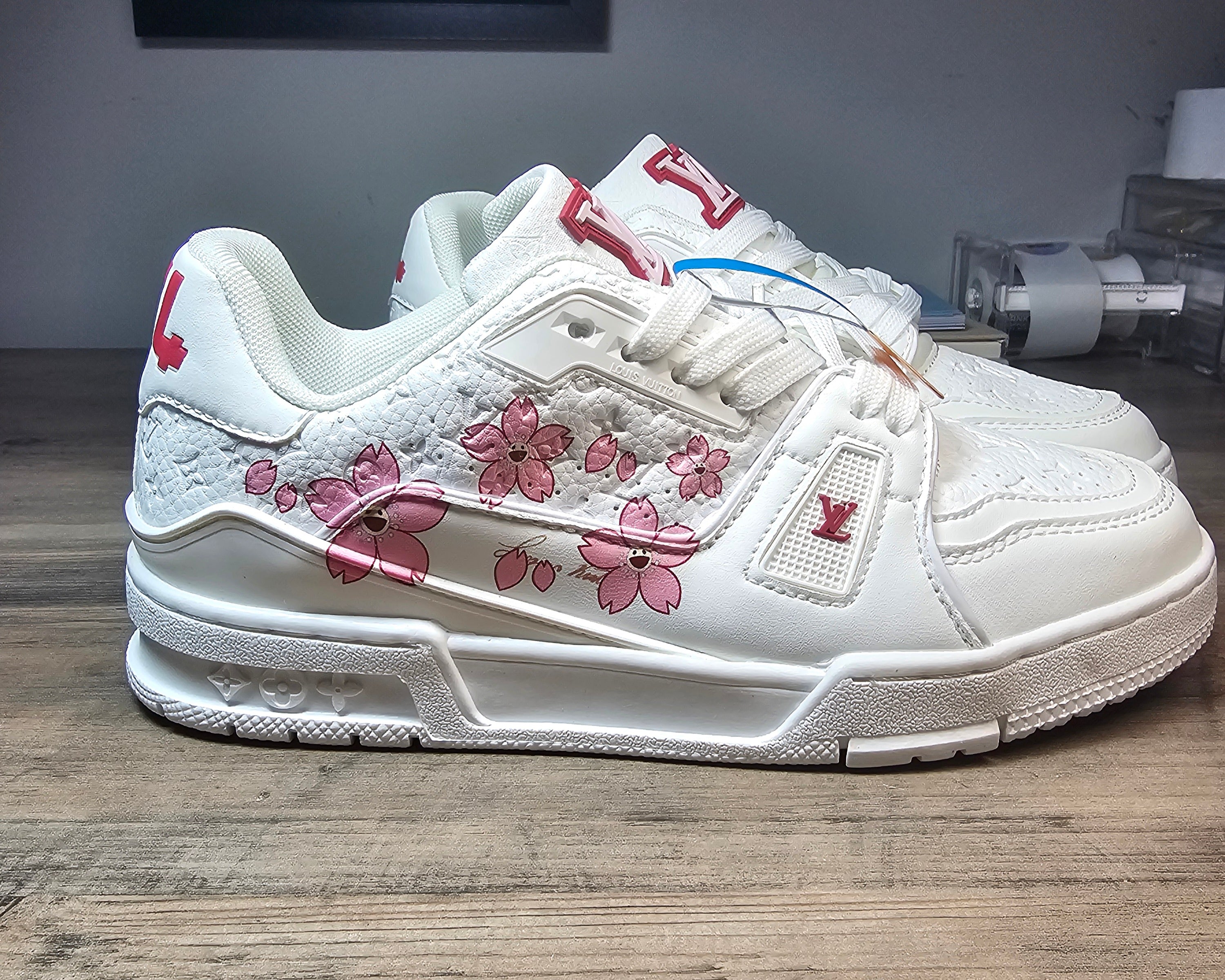 Floral logo sneakers white and pink
