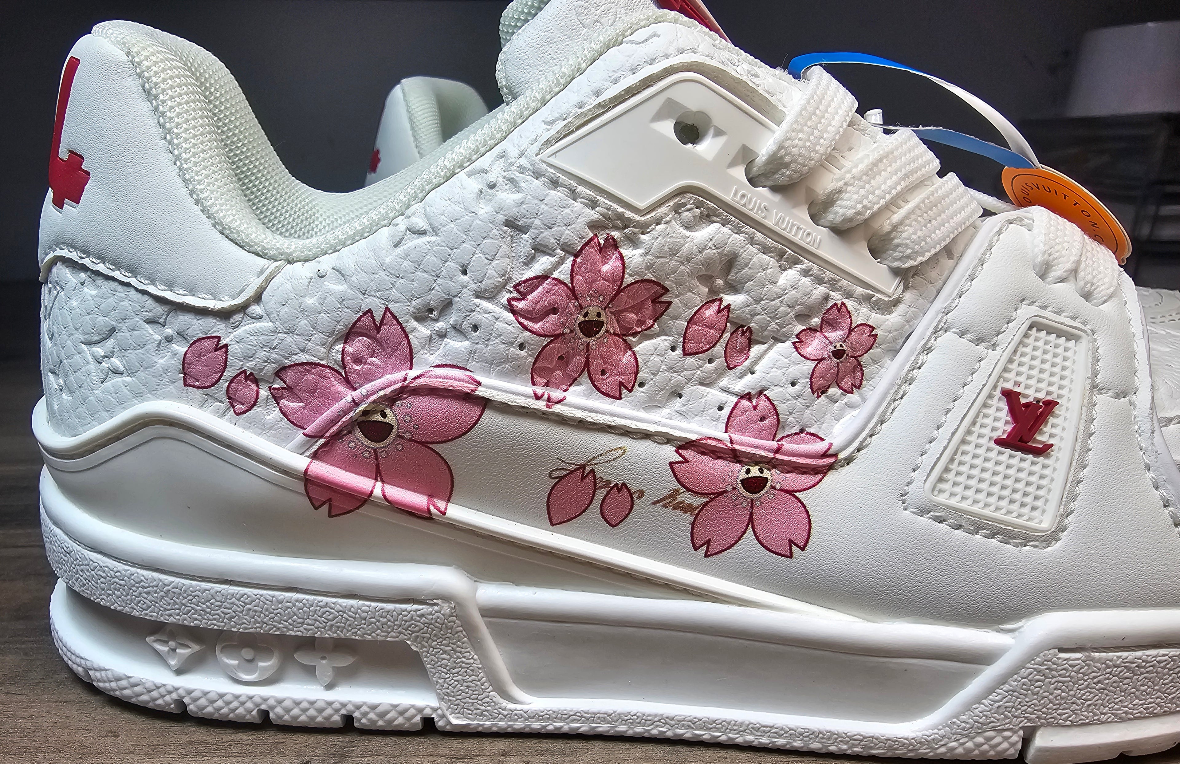 Floral logo sneakers white and pink