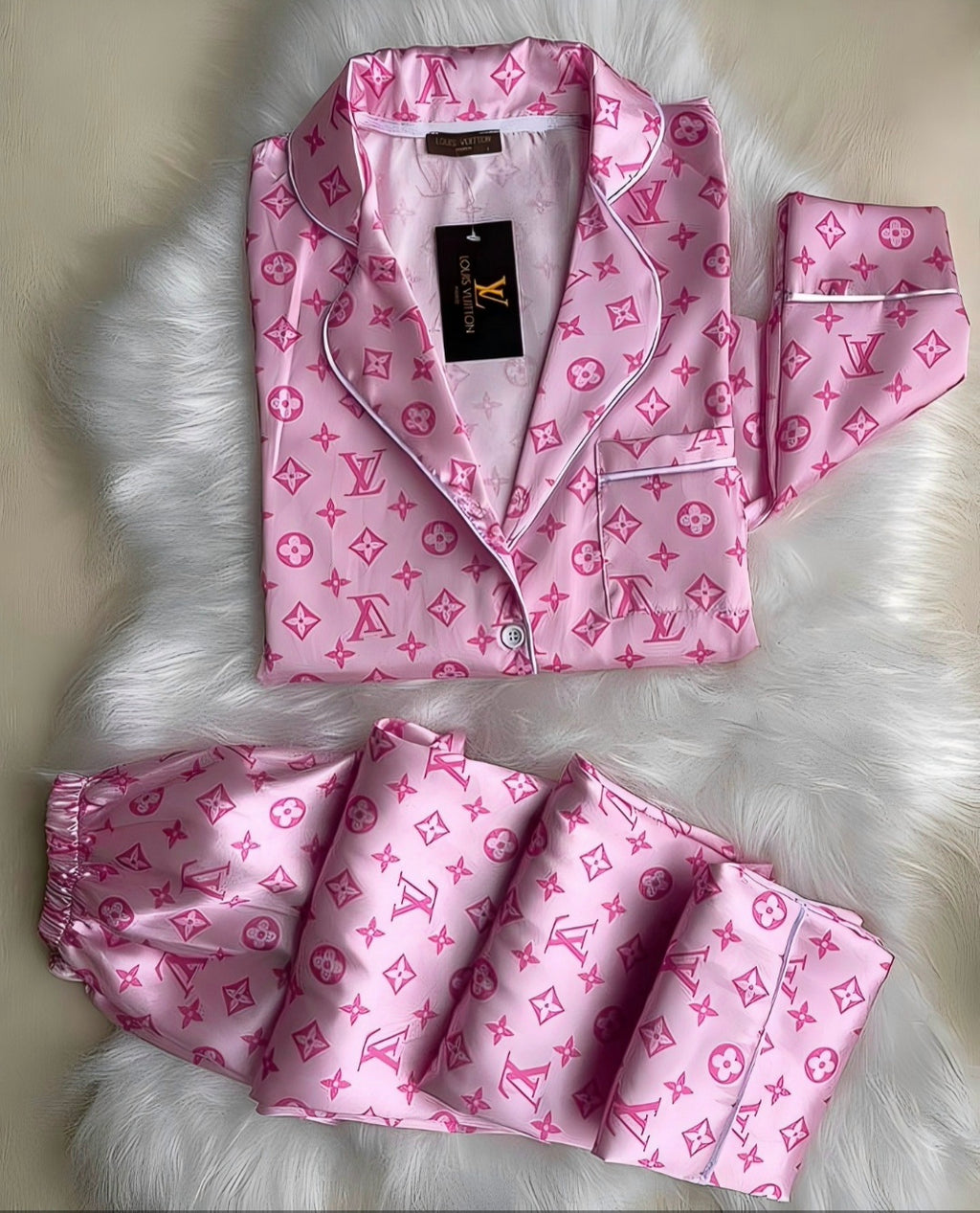 Pink L Monogram logo PJ set