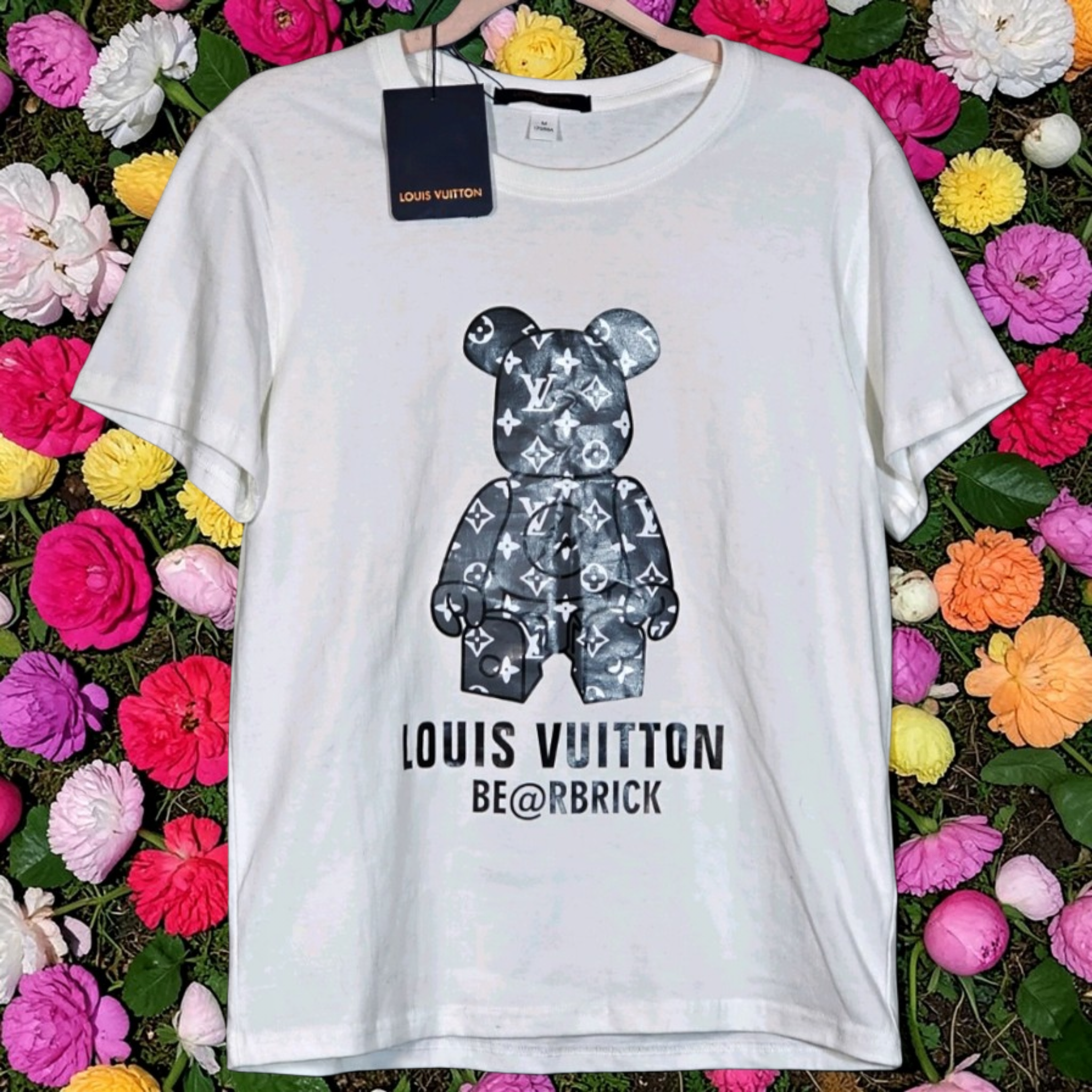 Louis Vuitton Logo Bear Brick tee shirt Unisex size US Medium