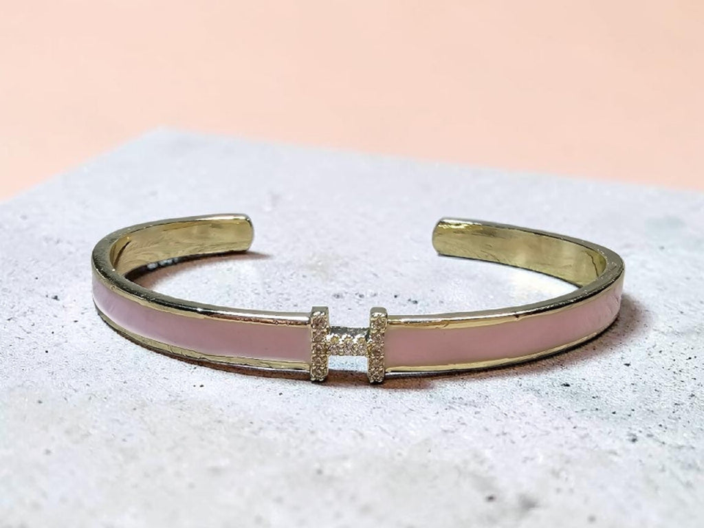 H letter style pink Cuff bracelet
